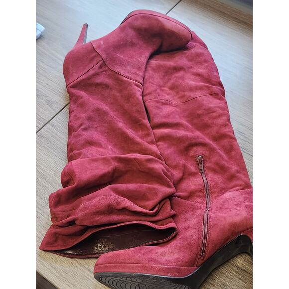 NWOT Bandolino Suede Wine Colored Knee-High Scrunched Boots 11 - Picture 1 of 5